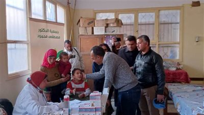 نائب محافظ المنيا يتابع فعاليات قوافل ستر وعافية بالمعصرة بملوي