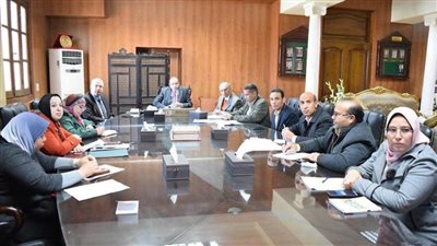 رئيس جامعة بني سويف يرأس 