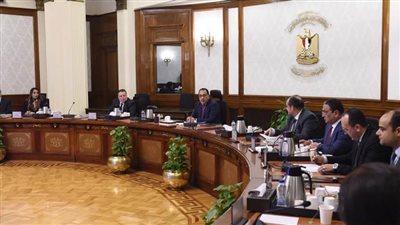 عاجل| رئيس الوزراء يتابع موقف تطبيق منظومة الشحن المُسبق