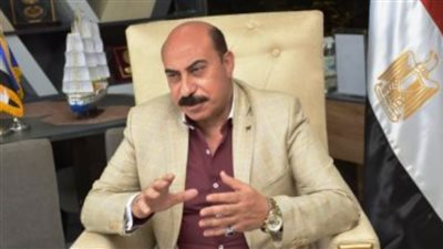 وزير النقل ومحافظ أسوان يستعرضان المشروعات المخطط تنفيذها ضمن المنطقة اللوجستية العالمية