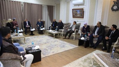 محافظ سوهاج يستقبل مديرة بعثة الوكالة الأمريكية للتنمية الدولية في مصر 