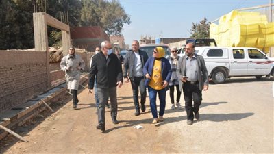 محافظ القليوبية يتابع الأعمال بطريق الحادثة وترعة الباسوسية بالقناطر الخيرية