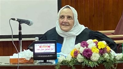 عاجل| سيدة بعمر الـ80 بالمنصورة تحصل على الماجستير وتستعد للدكتوراه 