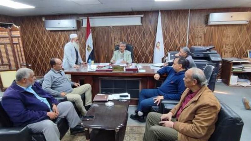 الفرافرة تبحث آخر