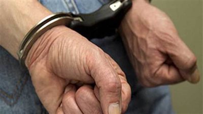 ضبط شخصين بالقاهرة بحوزتهما مبالغ مالية لعملات أجنبية مقلدة