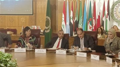  انطلاق أعمال المؤتمر السنوي الدولي الثامن لجمعية سيدات أعمال مصر21 بالجامعة العربية