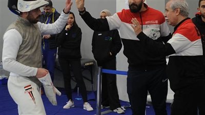 محمد حسن يفوز على بطل ألمانيا ويتأهل لدور الـ64 التمهيدي لكأس العالم لسلاح الشيش