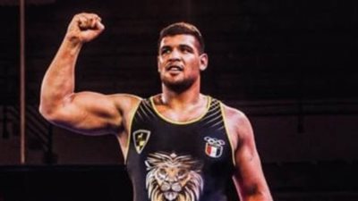 عبداللطيف منيع يحصد ذهبية بطولة إبراهيم مصطفى للمصارعة للتصنيف العالمي بالإسكندرية