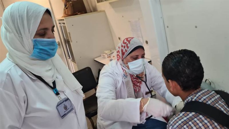 الكشف على 1492 مواطن