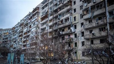 الجارديان: الغرب يبدأ في تقديم أسلحة متطورة لأوكرانيا مع تشديد العقوبات على موسكو