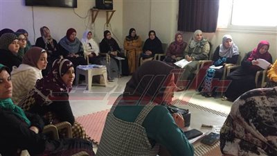 ختام الدورة التدريبية للتثقيف المالي لـ40 سيدة بقرية ضمن 