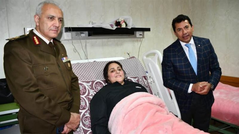 د. أشرف صبحي مع نهلة