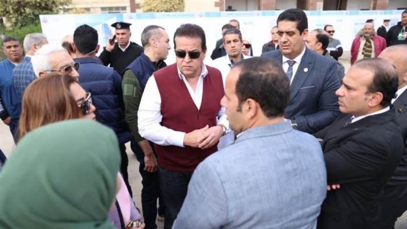 وزير الصحة في مستشفى