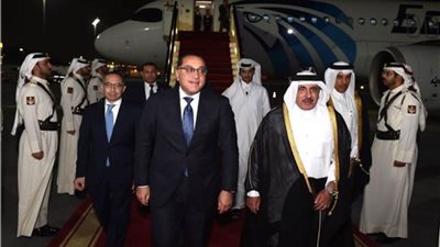 رئيس الوزراء يصل إلى مطار الدوحة الدولي