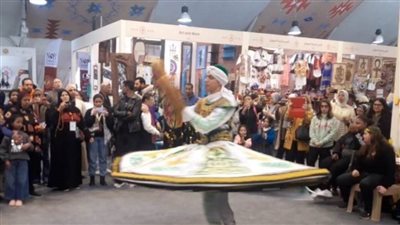 إقبال جماهيري على أجنحة وزارة الثقافة المشاركة في معرض «ديارنا»