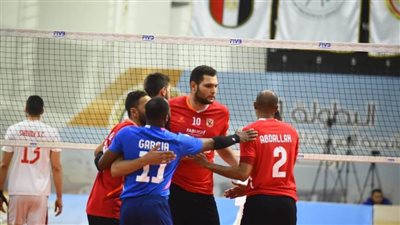 الأهلي يتأهل إلى نصف نهائي البطولة العربية للطائرة