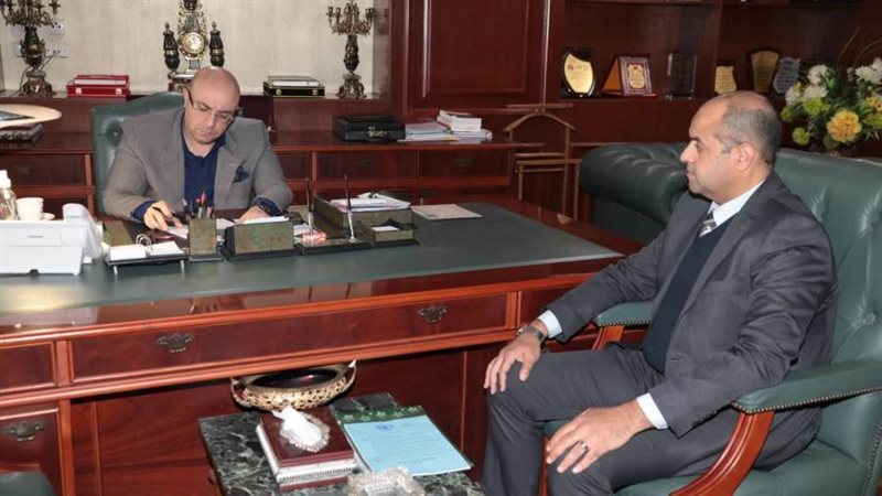 محافظ بنى سويف يلتقى