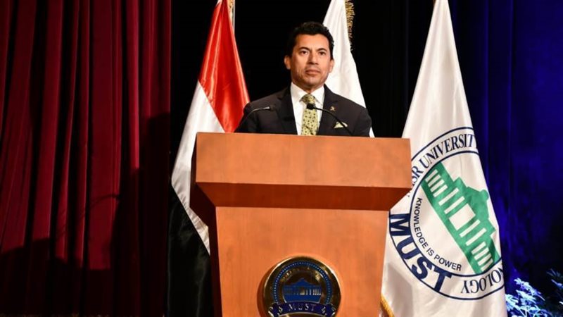 د. أشرف صبحى