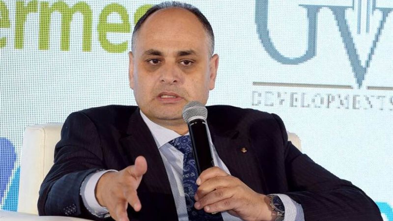 الدكتور على أبو سنة