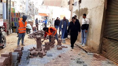 تطوير ورصف 14 شارعا بالإنترلوك بفرعيات سيالة أولاد نصير بحي غرب سوهاج