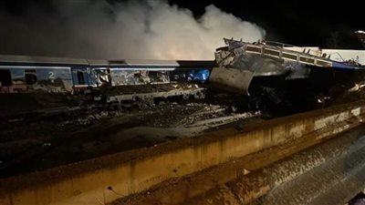 وزير النقل اليوناني يعلن استقالته من منصبه عقب حادث تصادم قطارين