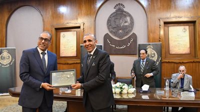 ملتقى نادي طلعت حرب يناقش 