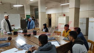 دورات تدريبية بمراكز التدريب المهني للفتيات والشباب بكفر الشيخ