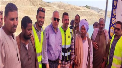 وزير الري يتفقد وادي النقرة ونصر النوبة بأسوان