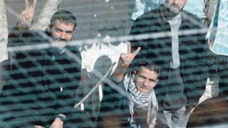 الأسرى الفلسطينيون