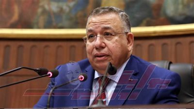    نقيب الأشراف يهنّئ الرئيس السيسي والشعب المصري والأمتين العربية والإسلامية بليلة النصف من شعبان