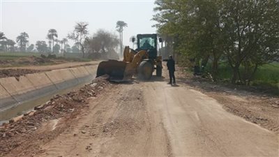 حملة مُكثفة لتمهيد الطرق والتصدي لمخالفات البناء بببا