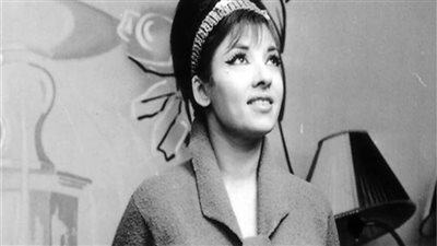 تشييع جنازة الفنانة شريفة فاضل من مسجد السيدة نفيسة