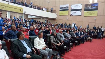 لقاء حواري بين وزيرالشباب والرياضة شباب أهل مصر وبرلمان الشباب بالوادي الجديد