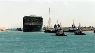 هيئة قناة السويس : القناة الجديدة سمحت بتسيير حركة الملاحة رغم جنوح السفينة