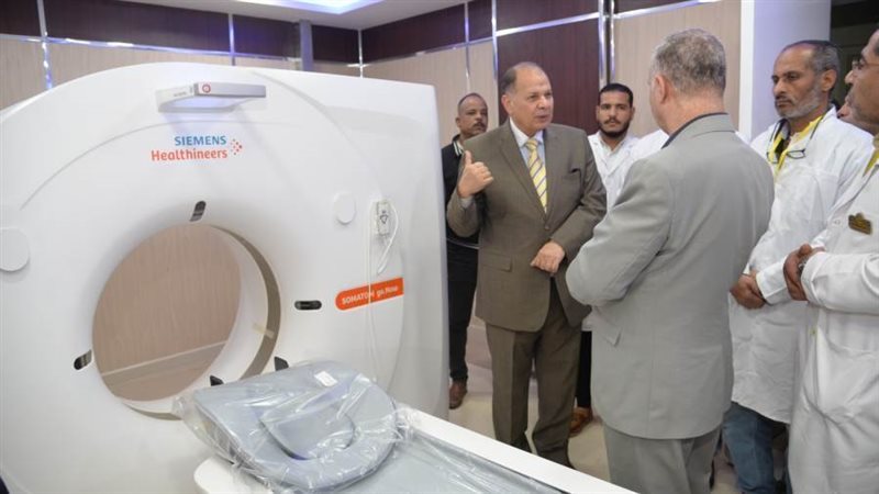 محافظ أسيوط يتفقد