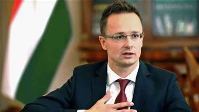 وزير الخارجية المجري: السبيل الوحيد لحل النزاع في أوكرانيا هو وقف إطلاق النار ومفاوضات السلام