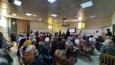 مستخدمات الذكاء الصناعي في التصميم والتصنيع ومواكبة متطلبات سوق العمل ببني سويف