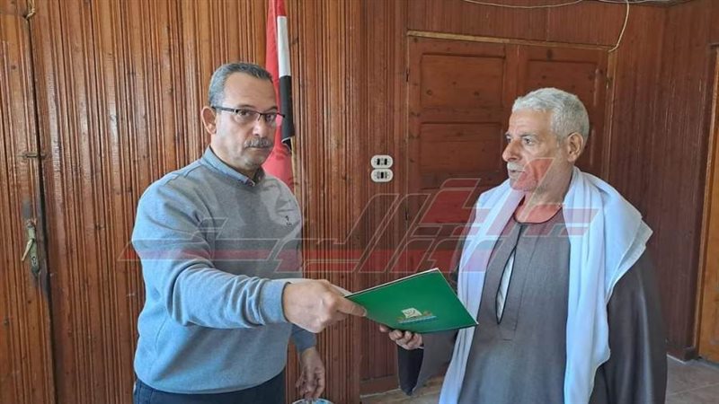 تسليم عقود التقنين