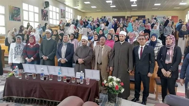 ندوة بجامعة بنى سويف