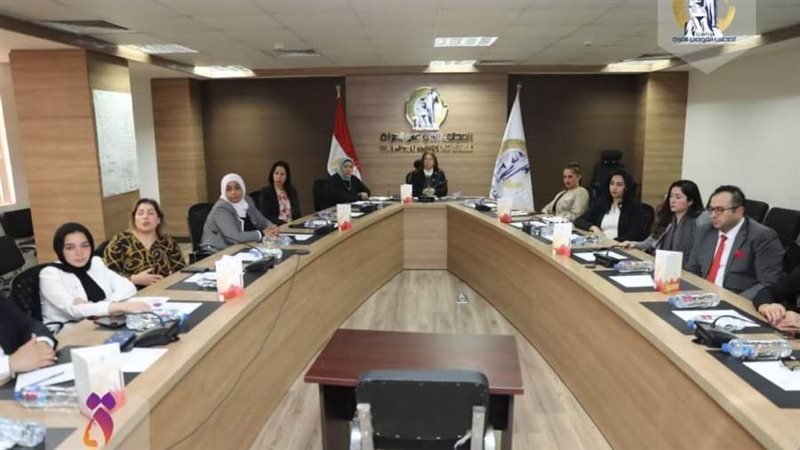 اجتماع اعضاء الدورة