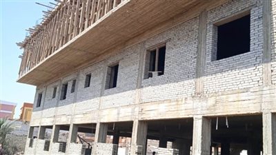 متابعة مشروعات حياة كريمة بناصر ورفع كفاءة المصارف 