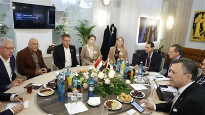 وزير السياحة والآثار يستكمل سلسلة لقاءاته في بورصة برلين