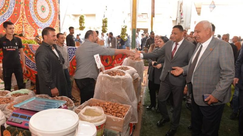 افتتاح المعرض