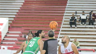 في مباراة مثيرة حتى الثواني الأخيرة.. الاتحاد يهزم الزمالك ويحسم ديربي سوبر السلة