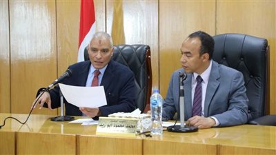 نائب محافظ المنيا يتابع أعمال لجنة توفيق أوضاع المشروعات وتنفيذ قانون تراخيص المحال العامة