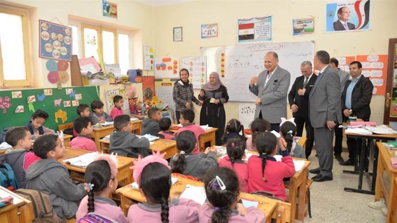 محافظ أسيوط يتفقد