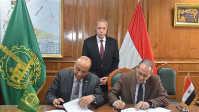 محافظ القليوبية يشهد توقيع بروتوكول تعاون مع شركة غازتك لإنشاء محطة الغاز الطبيعي ببنها