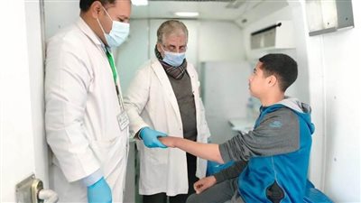 اليوم.. صحة المنيا تنظم قافلة طبية لأهالي قرية 