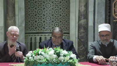الجامع الأزهر: ما أحوجنا لأن يكون القرآن الكريم أسلوب حياة يحيا فينا ونحيا به