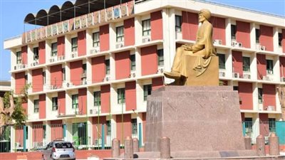 غداً.. عقد امتحانات المقابلة الشخصية للمتقدمين للالتحاق ببرامج التعليم المدمج بجامعة سوهاج